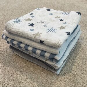 Assorted Muslin Swaddles (6)